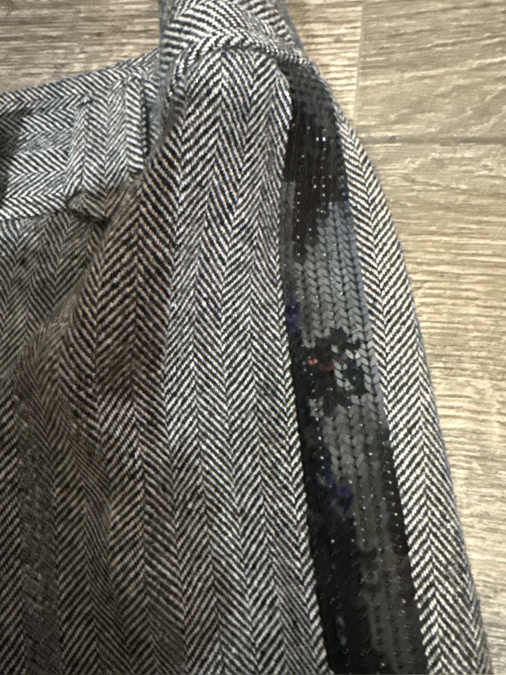 LOFT Petites Herringbone Bermuda Shorts 10P Black Sequin Side Panel Dressy - Picture 7 of 9